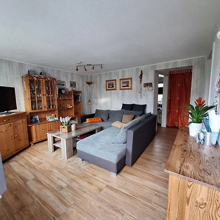 Haus-j-bull-das-sonneneck-ferienwohnung-an-der-schoenen-ostsee-in-boergerende-rethwisch